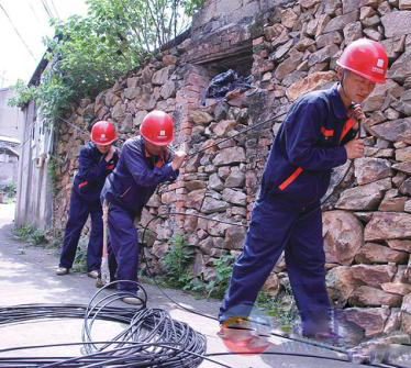 �I(y��)�WУ���w��������